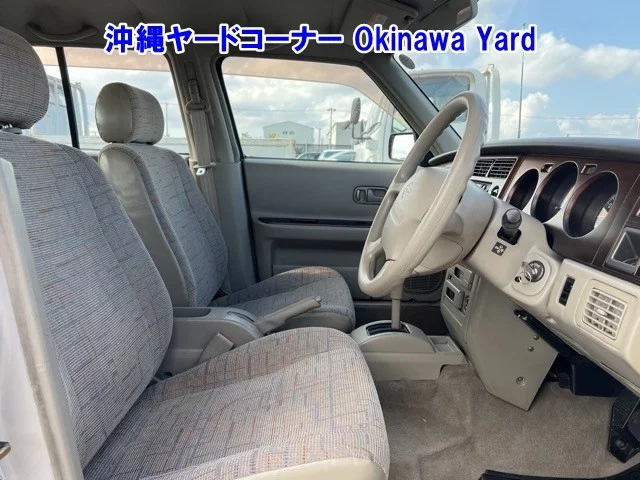 Nissan RASHEEN
