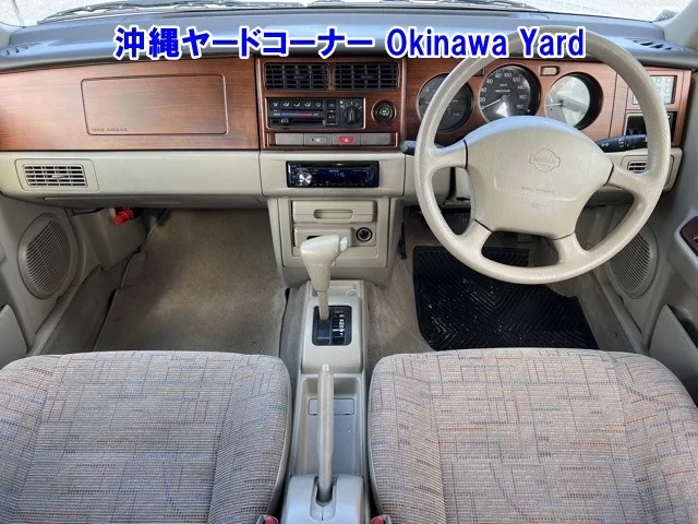Nissan RASHEEN