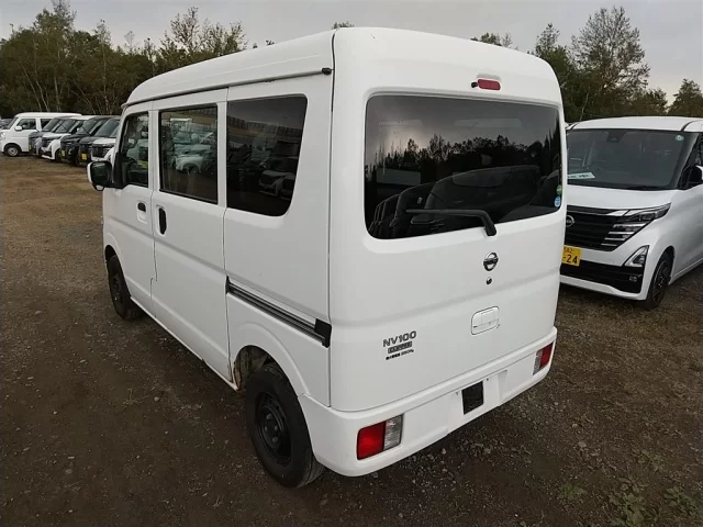 Nissan CLIPPER VAN