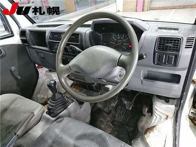 Mitsubishi MINICAB TRUCK