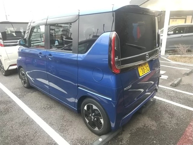 Nissan ROOX