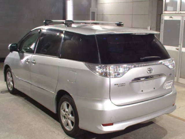 Toyota ESTIMA HYBRID