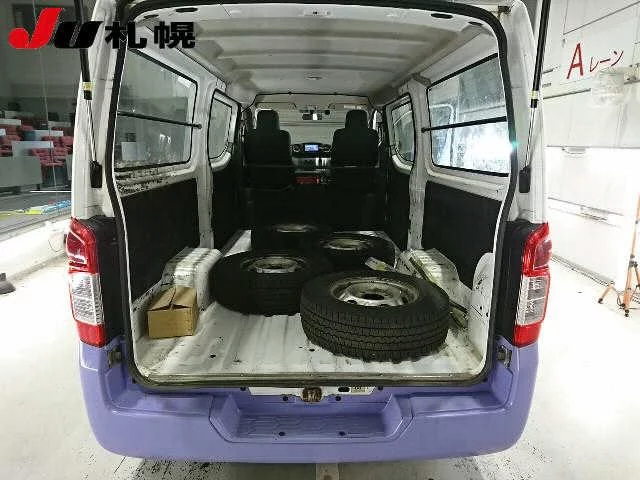Nissan CARAVAN VAN