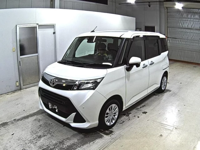 Toyota TANK