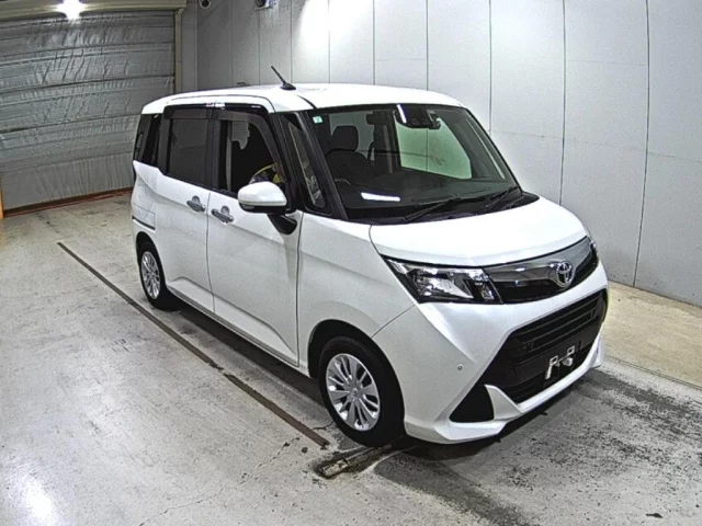 Toyota TANK