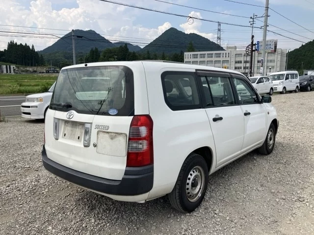 Toyota SUCCEED