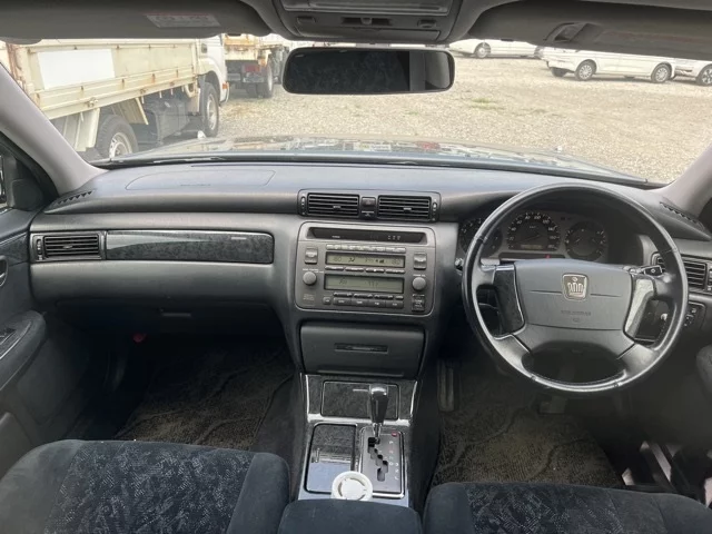 Toyota CROWN ESTATE