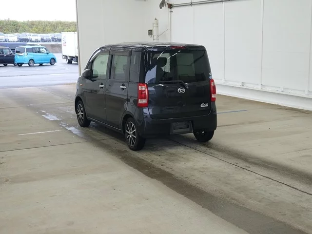 Daihatsu TANTO EXE