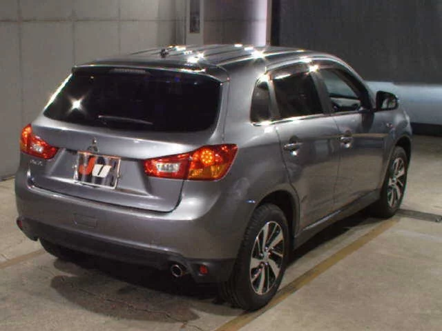 Mitsubishi RVR