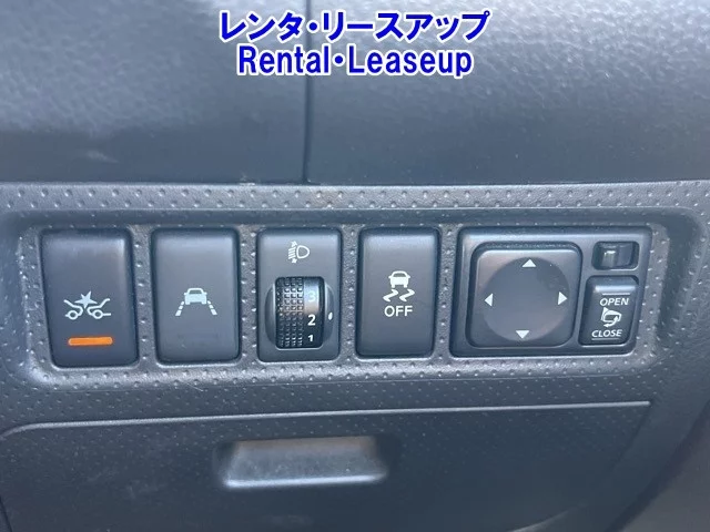 Nissan AD
