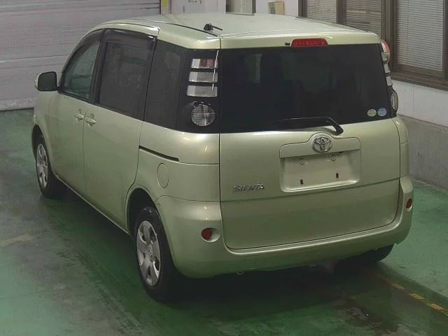 Toyota SIENTA