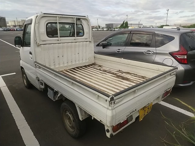 Nissan CLIPPER TRUCK