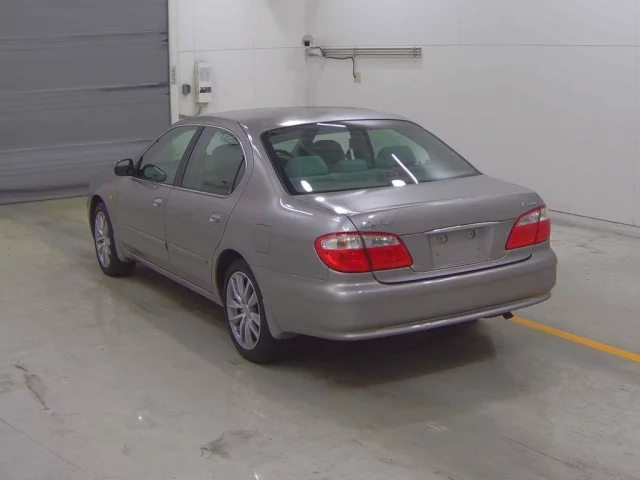 Nissan CEFIRO