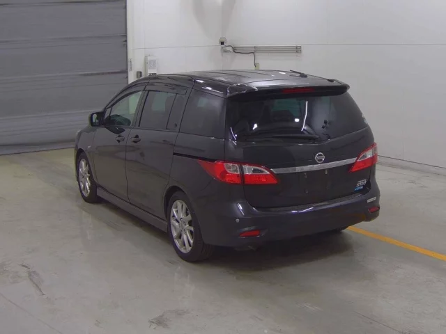 Nissan LAFESTA