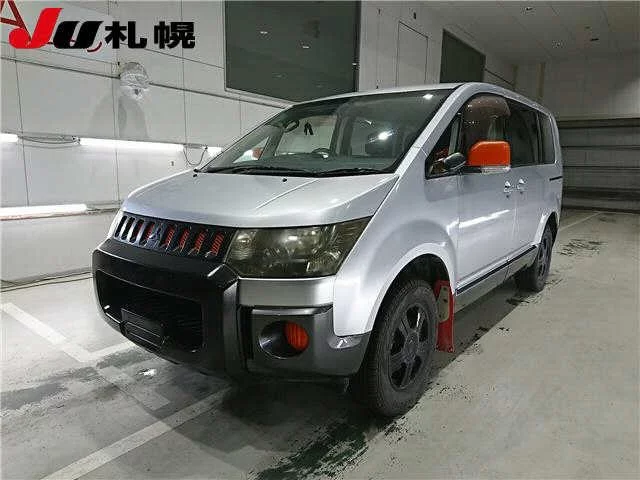 Mitsubishi DELICA D5