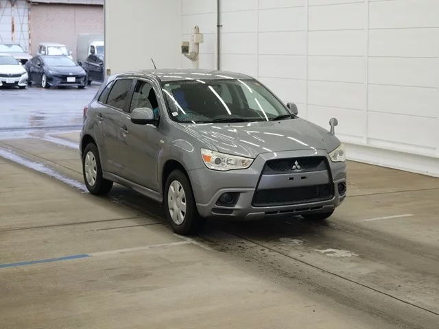 Mitsubishi RVR