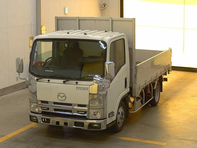 Mazda TITAN