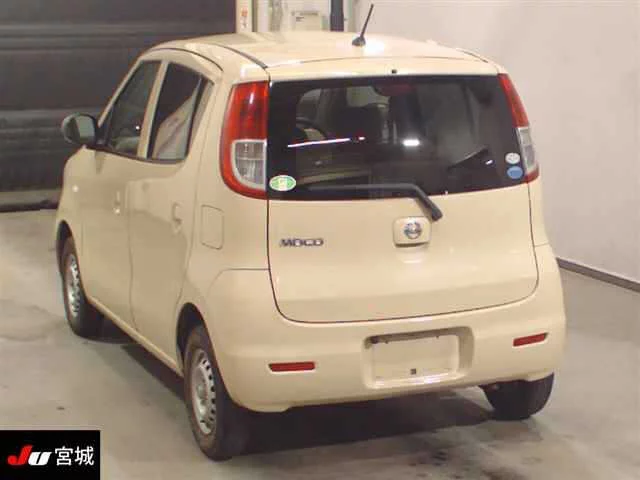 Nissan MOCO