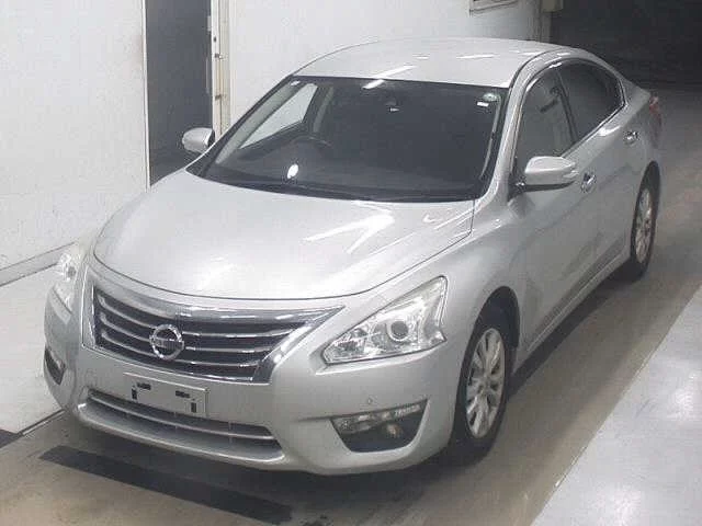 Nissan TEANA