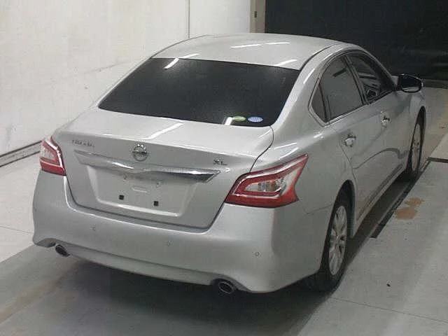 Nissan TEANA