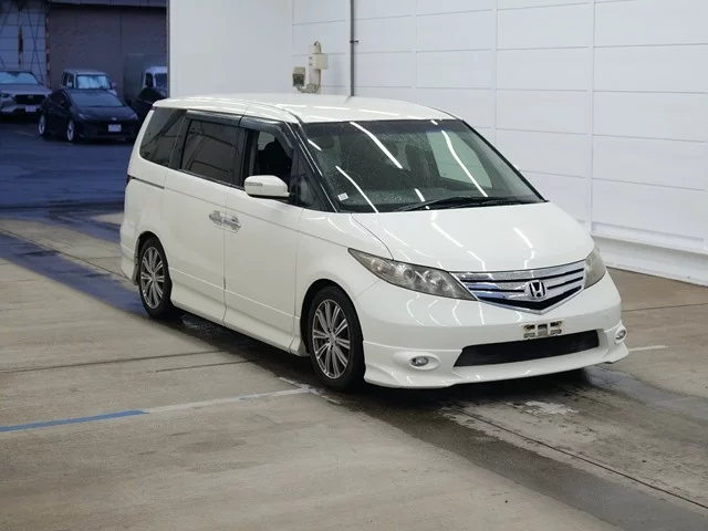 Honda ELYSION
