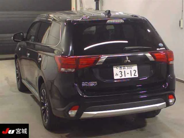 Mitsubishi OUTLANDER PHEV