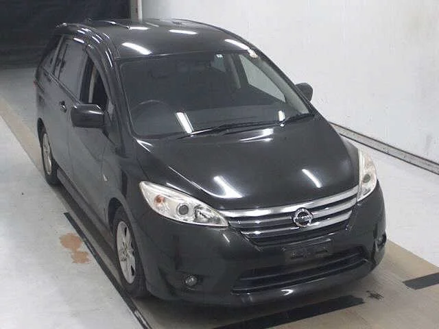 Nissan LAFESTA