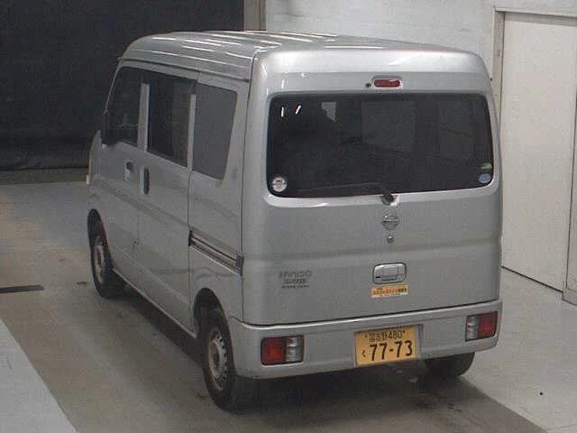 Nissan CLIPPER VAN
