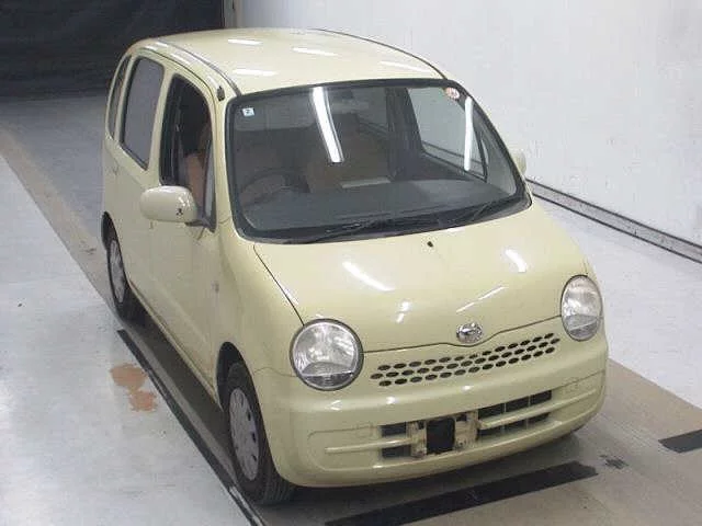 Daihatsu MOVE LATTE