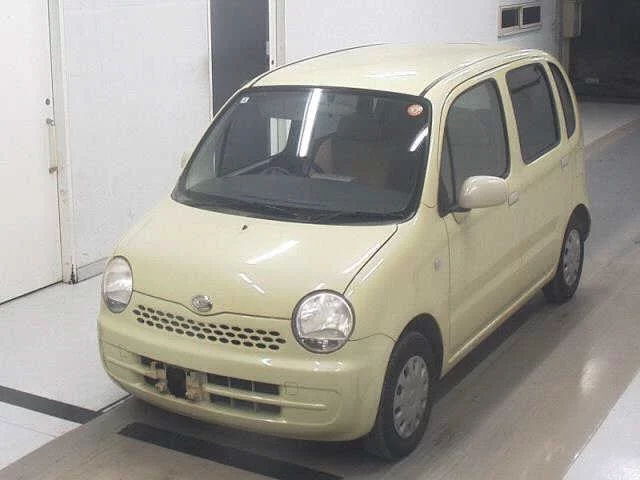 Daihatsu MOVE LATTE