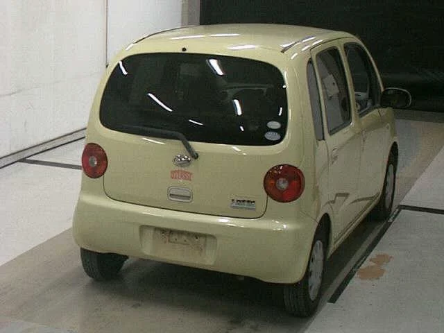 Daihatsu MOVE LATTE