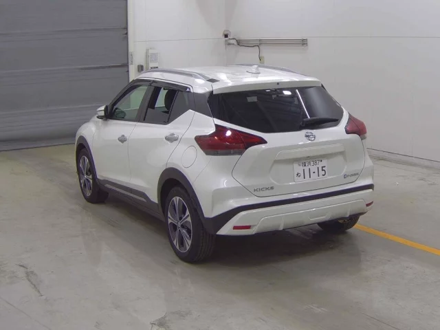 Nissan KIX