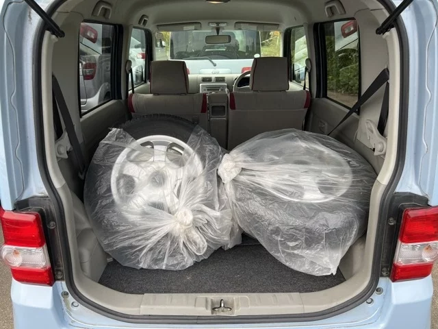 Daihatsu MOVE CONTE