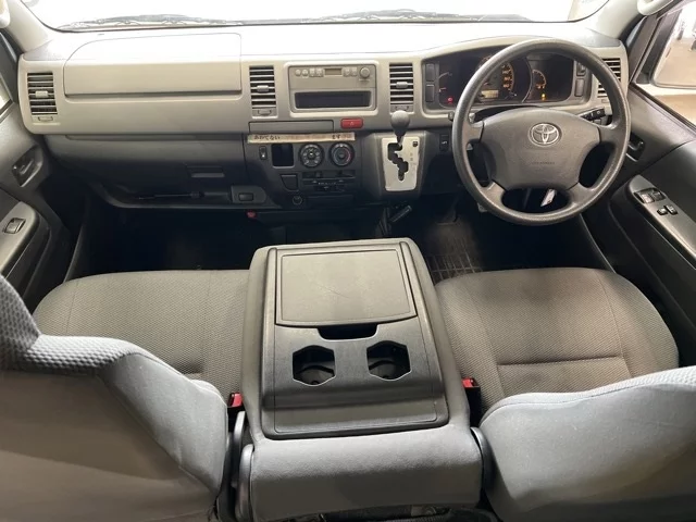 Toyota REGIUS ACE VAN