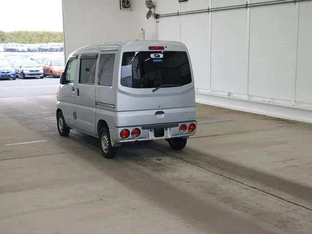 Nissan CLIPPER VAN