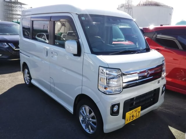 Nissan CLIPPER RIO