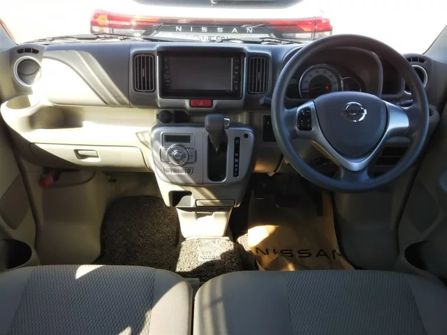 Nissan CLIPPER RIO