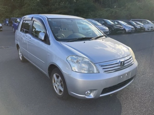 Toyota RAUM