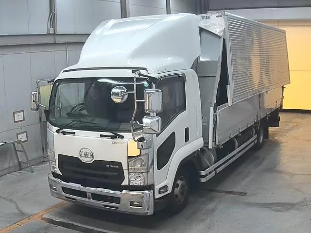 Nissan CONDOR