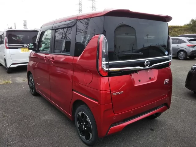 Nissan ROOX