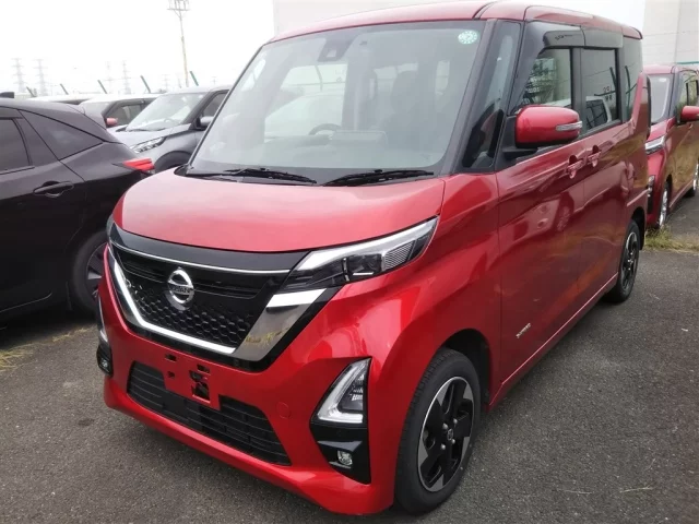 Nissan ROOX
