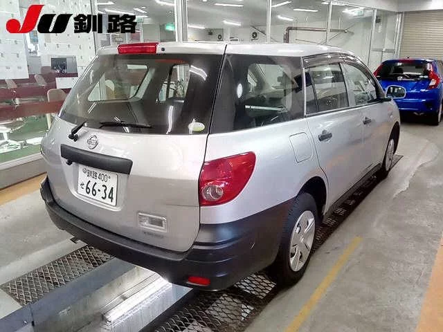Nissan AD