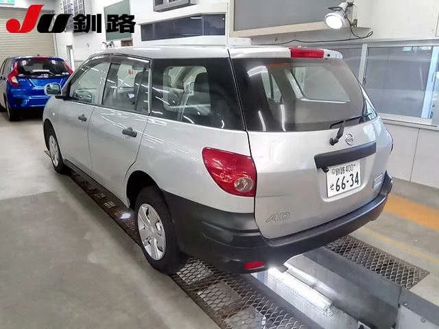 Nissan AD