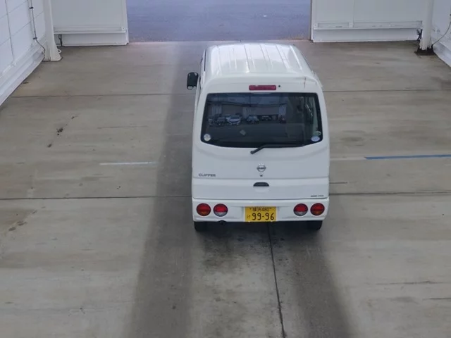 Nissan CLIPPER VAN
