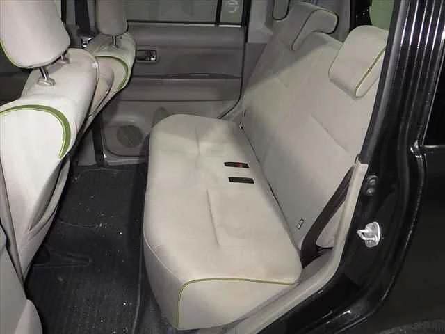 Toyota PIXIS SPACE