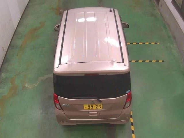 Mitsubishi EK SPACE