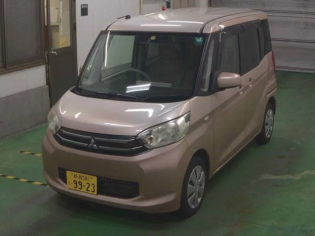 Mitsubishi EK SPACE