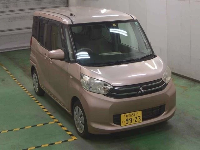 Mitsubishi EK SPACE