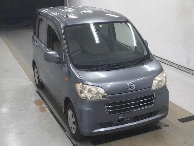 Daihatsu TANTO EXE