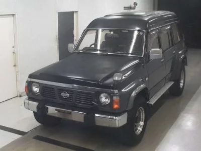 Nissan SAFARI
